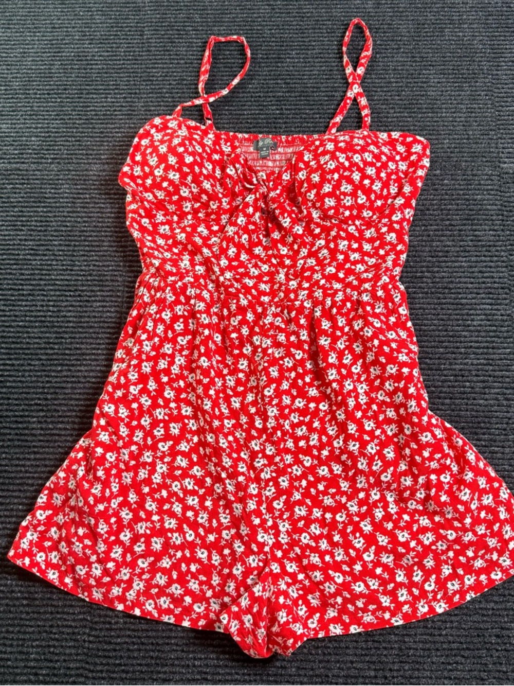 Lily Rose Romper Medium Red White Floral Adjustable Straps Boho Summer